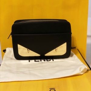 Men's Flat Crossbody Bag